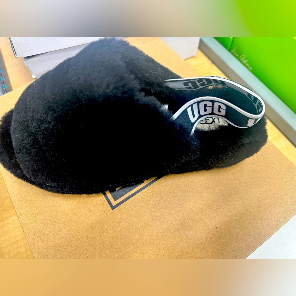 Brand new Ugg slide slippers!